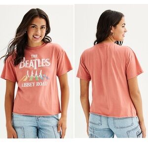 💥Juniors’ The Beatles Rainbow Abbey Road Graphic Tee size Medium T-Shirt